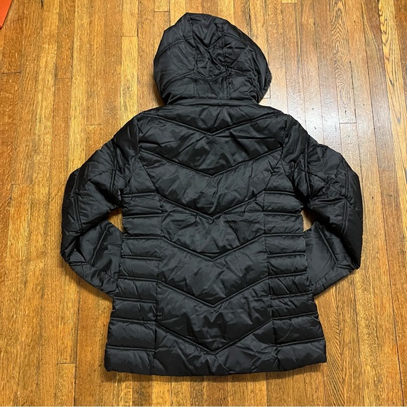 Nautica Women’s Puffer Jacket - Black - Picture 7 of 9